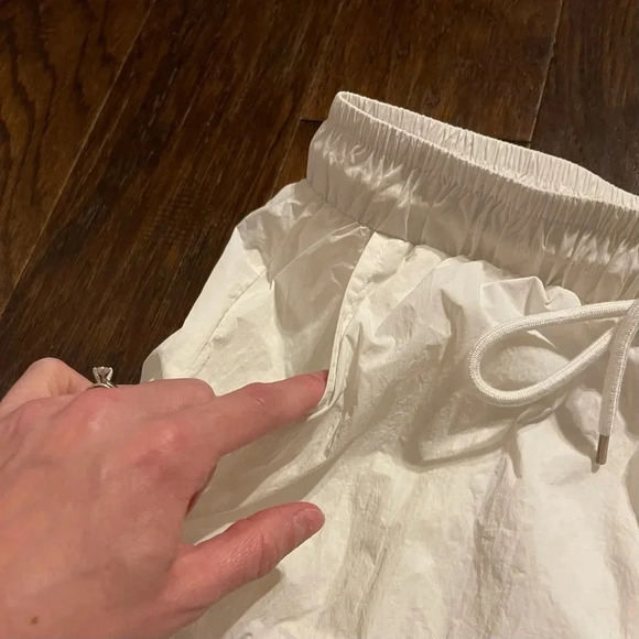 Princess Polly Baggy Nylon Lined Cargo Pants - Picture 5 of 10